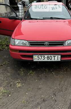 Седан Toyota Corolla 1994 в Бурштині