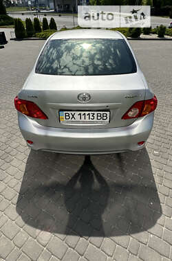 Седан Toyota Corolla 2009 в Хмельницькому