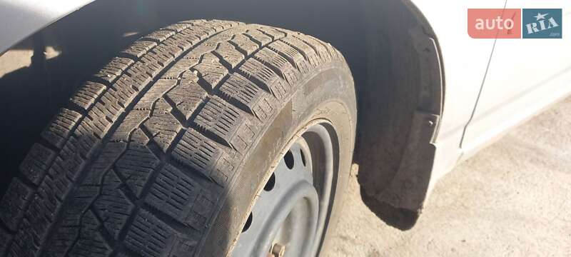 Седан Toyota Corolla 2004 в Одесі