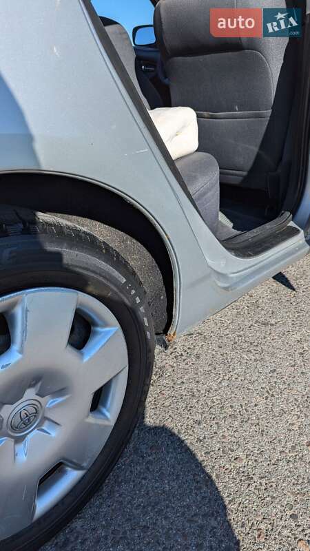 Седан Toyota Corolla 2003 в Львове