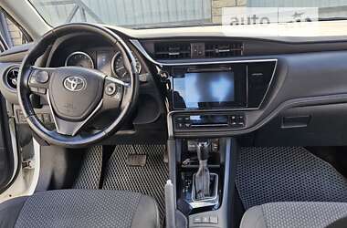 Седан Toyota Corolla 2017 в Тернополе