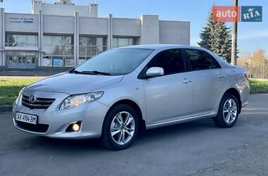 Седан Toyota Corolla 2008 в Ровно