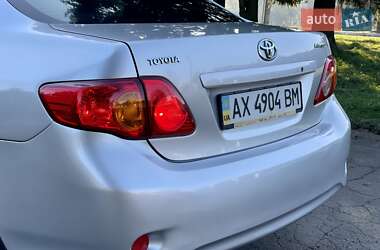 Седан Toyota Corolla 2008 в Ровно