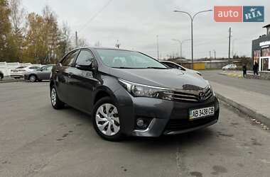 Седан Toyota Corolla 2014 в Виннице