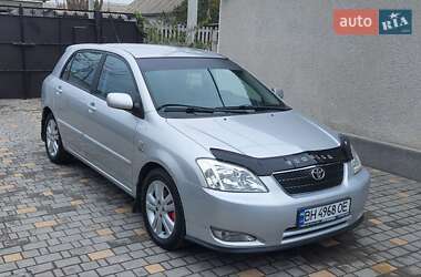 Хетчбек Toyota Corolla 2002 в Ізмаїлі