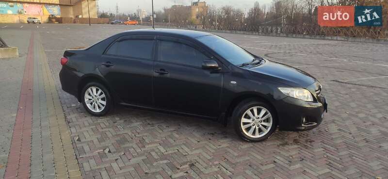 Седан Toyota Corolla 2008 в Харькове