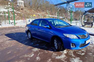 Седан Toyota Corolla 2012 в Житомирі