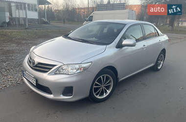 Седан Toyota Corolla 2008 в Звенигородці