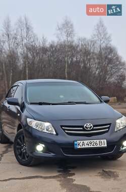 Седан Toyota Corolla 2008 в Киеве