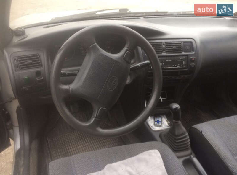 Хэтчбек Toyota Corolla 1994 в Одессе