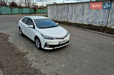 Седан Toyota Corolla 2017 в Києві