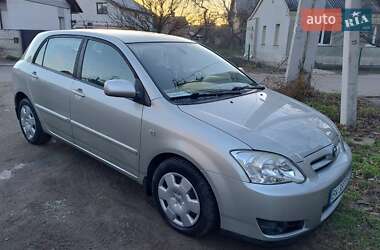 Хетчбек Toyota Corolla 2004 в Рівному