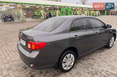 Седан Toyota Corolla 2008 в Кропивницком