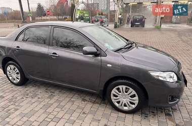 Седан Toyota Corolla 2008 в Кропивницком