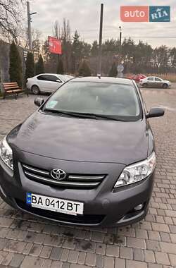 Седан Toyota Corolla 2008 в Кропивницком