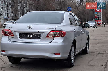 Седан Toyota Corolla 2011 в Желтых Водах