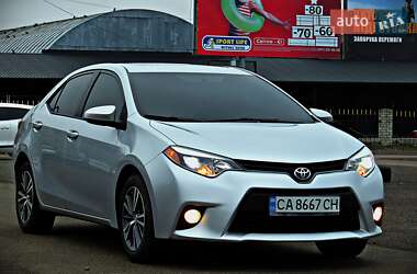 Седан Toyota Corolla 2016 в Черкассах