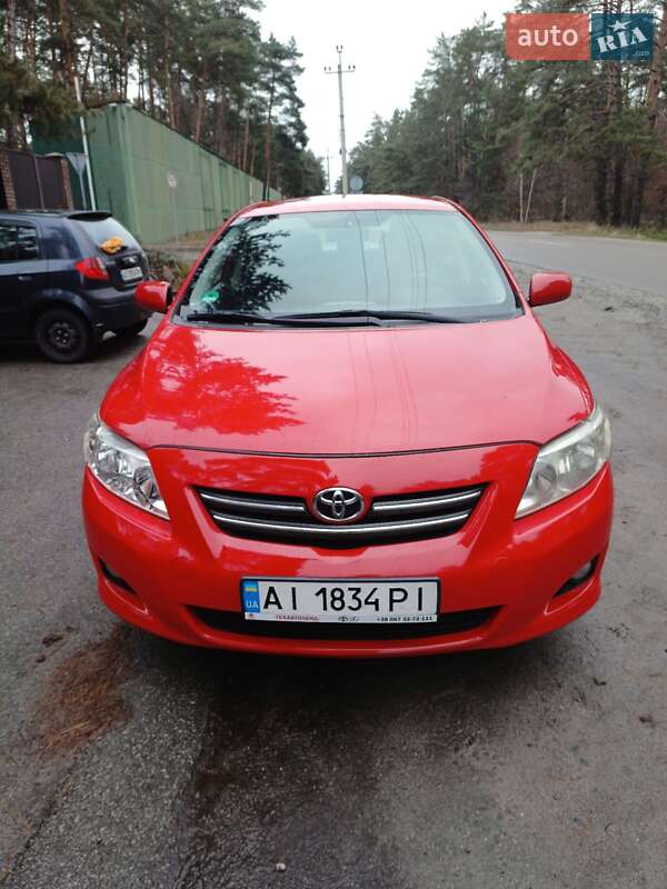 Седан Toyota Corolla 2008 в Киеве