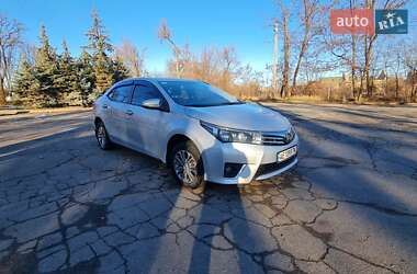 Седан Toyota Corolla 2013 в Кривому Розі