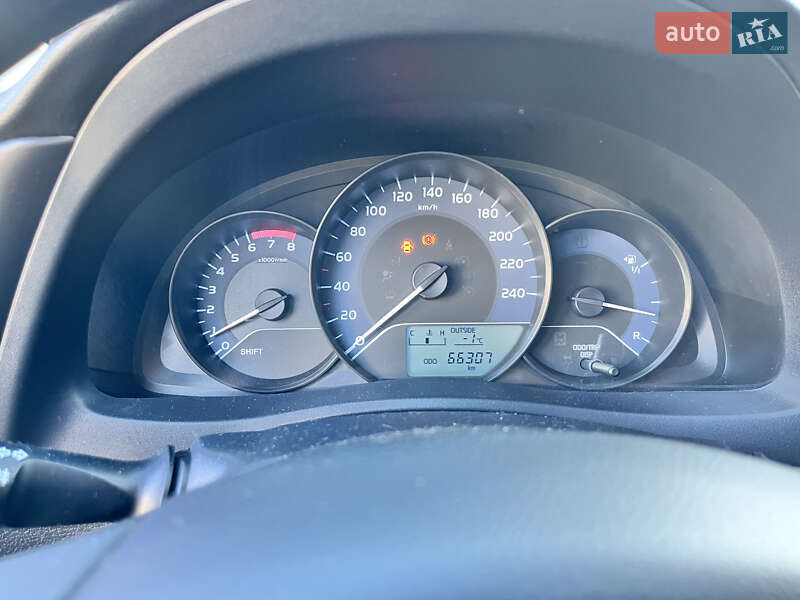 Седан Toyota Corolla 2018 в 