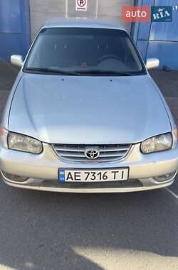 Седан Toyota Corolla 2000 в Кривому Розі