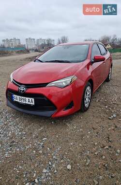 Седан Toyota Corolla 2017 в Києві