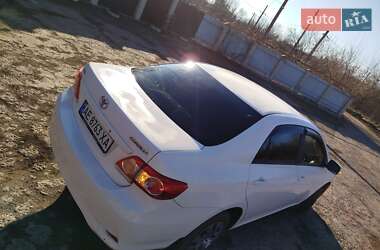 Седан Toyota Corolla 2010 в Кривому Розі