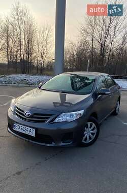 Седан Toyota Corolla 2011 в Запоріжжі