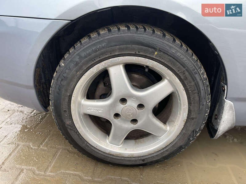 Универсал Toyota Corolla 2003 в Вашковцах