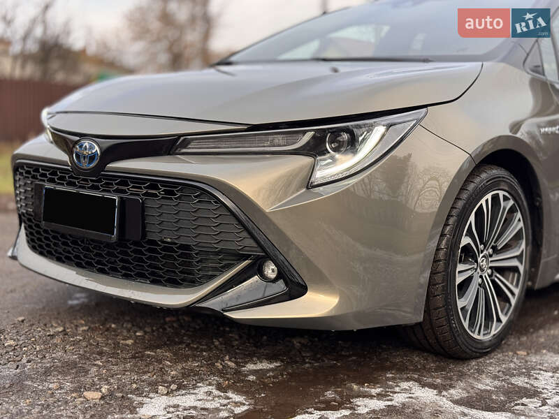 Хетчбек Toyota Corolla 2020 в Кам'янському