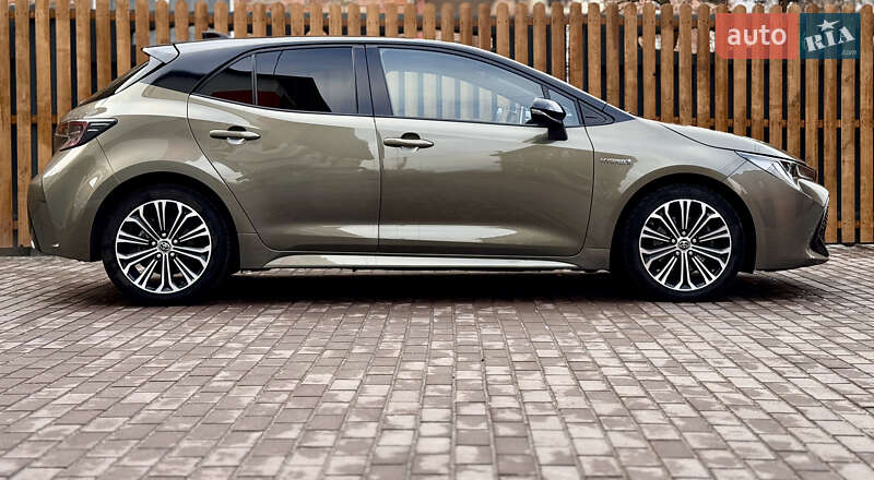 Хетчбек Toyota Corolla 2020 в Кам'янському
