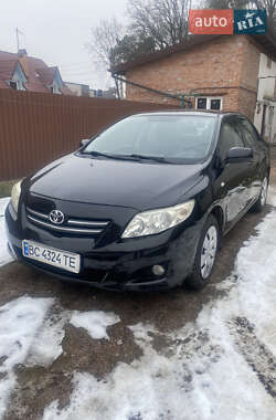 Седан Toyota Corolla 2008 в Львові