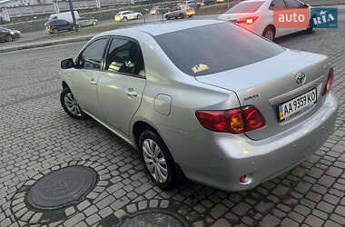 Седан Toyota Corolla 2008 в Львові