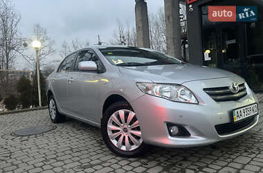 Седан Toyota Corolla 2008 в Львові