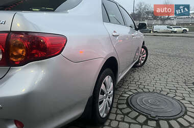 Седан Toyota Corolla 2008 в Львові