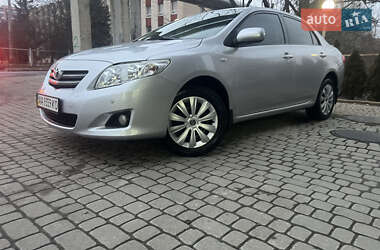 Седан Toyota Corolla 2008 в Львові