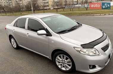 Седан Toyota Corolla 2007 в Кам'янському