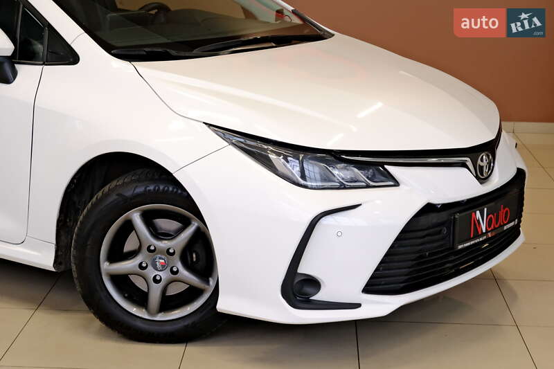 Седан Toyota Corolla 2021 в Одессе