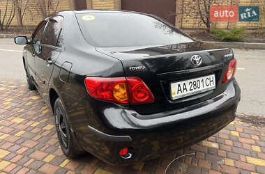 Седан Toyota Corolla 2009 в Києві