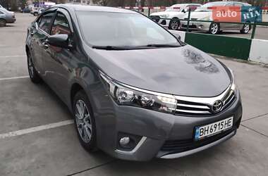 Седан Toyota Corolla 2013 в Черноморске