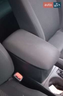 Седан Toyota Corolla 2014 в 