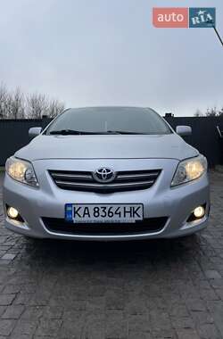 Седан Toyota Corolla 2009 в Ланівці