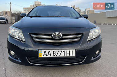 Седан Toyota Corolla 2008 в Киеве