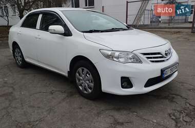 Седан Toyota Corolla 2011 в Киеве