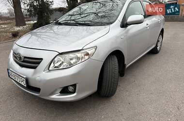 Седан Toyota Corolla 2008 в Прилуках