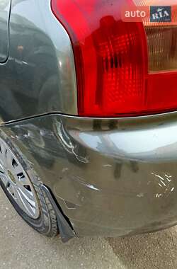 Хэтчбек Toyota Corolla 2002 в 