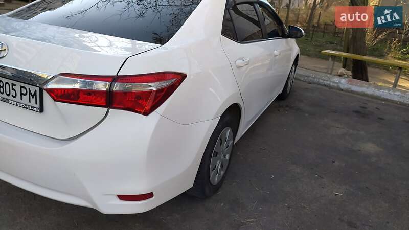 Седан Toyota Corolla 2018 в Белгороде-Днестровском