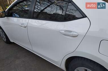 Седан Toyota Corolla 2018 в 