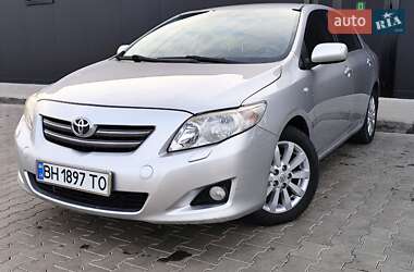 Седан Toyota Corolla 2010 в Одессе