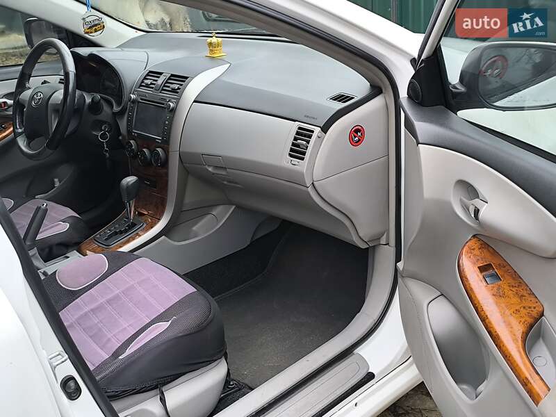 Седан Toyota Corolla 2010 в Києві фото 26 Седан Toyota Corolla 2010 в Києві